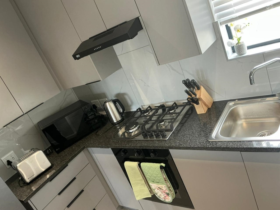 2 Bedroom Property for Sale in Flamingo Vlei Western Cape